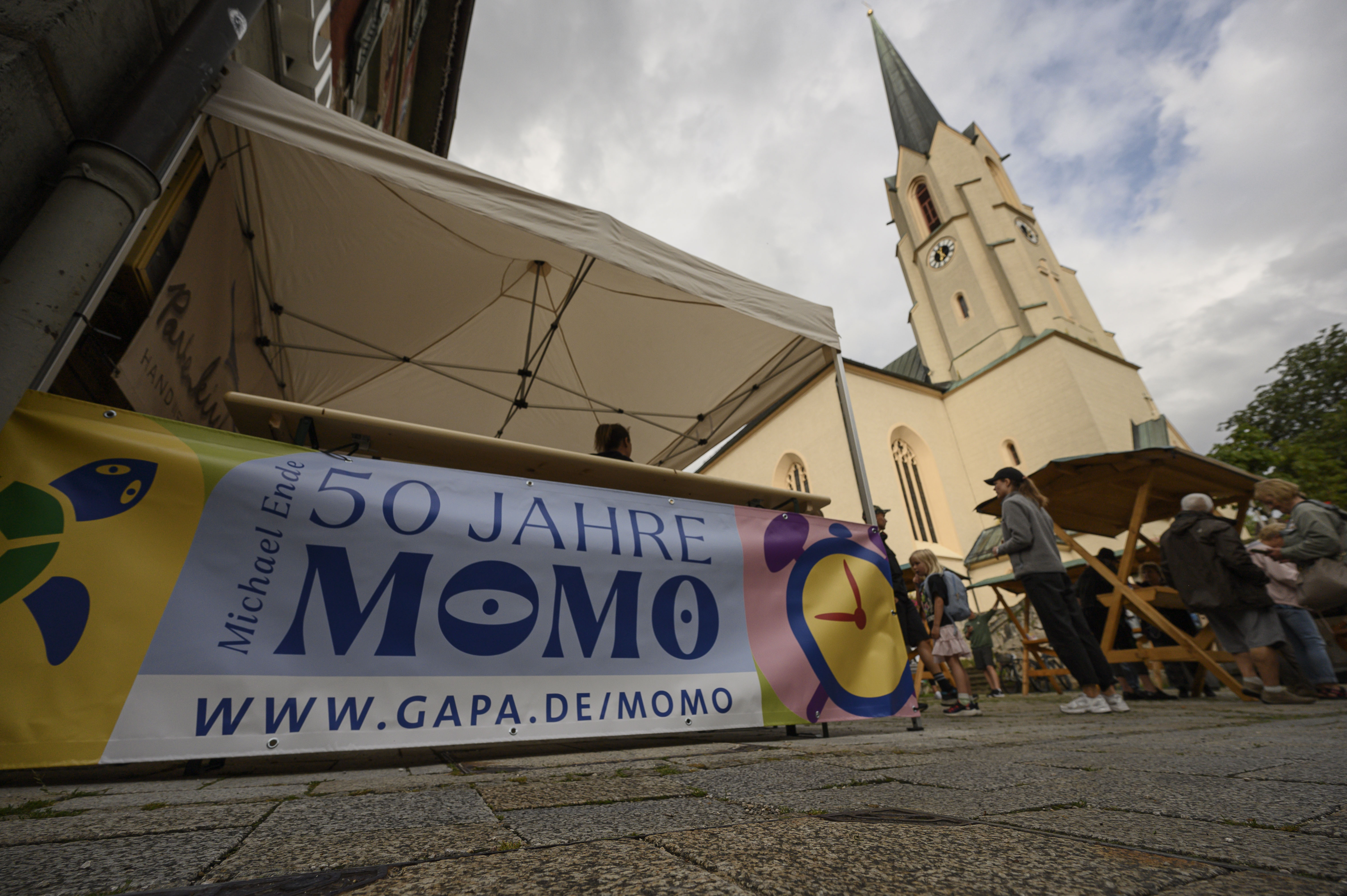 50 Jahre Momo: Austellung „Geh doch zu Momo“